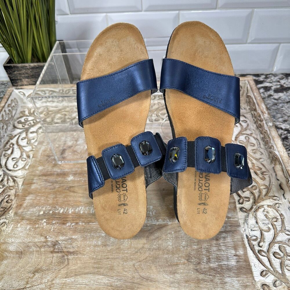 Naot EUC Blue Leather 2 Strap Jewel Accent Slip On Sandal Shoe 40 EU -11 US - Picture 5 of 11